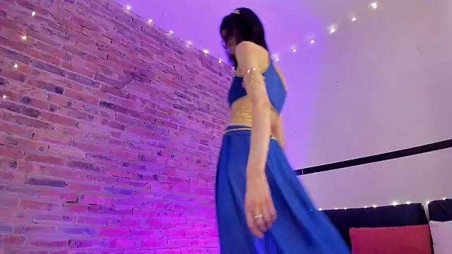  Jessy Moon  online show from 01.15.25