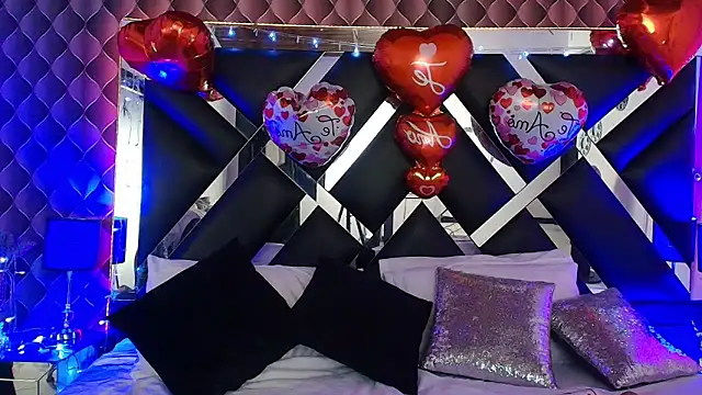 victoriaa lee  online show from 02.14.26