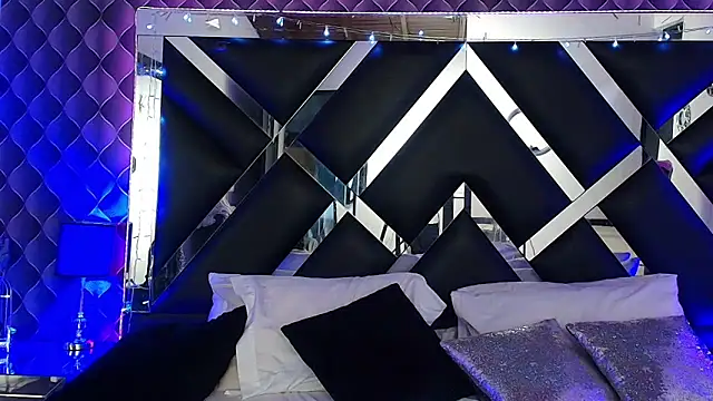victoriaa lee  online show from 06.16.26
