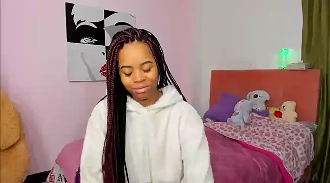 Snapshot of Mia_damm chatting on 12.28.24 Mia damm online show from 12.28.24