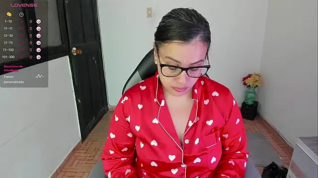 Snapshot of smile_sweetpao chatting on 01.19.25 smile sweetpao online show from 01.19.25