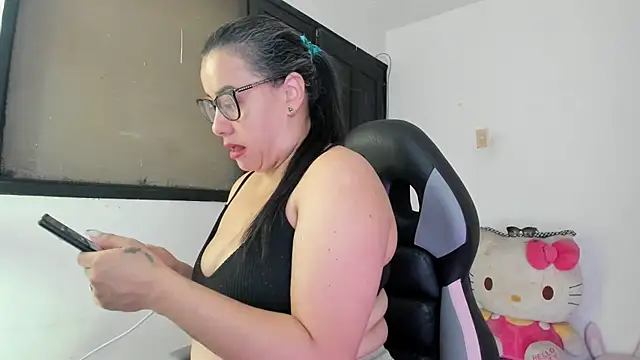 Snapshot of smile_sweetpao chatting on 02.27.25 smile sweetpao online show from 02.27.25