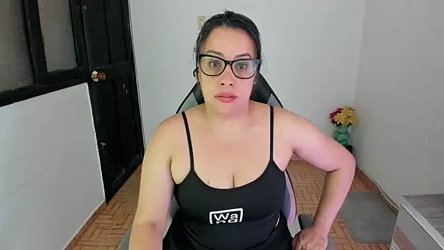 Snapshot of smile_sweetpao chatting on 03.21.25 smile sweetpao online show from 03.21.25