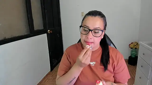 Snapshot of smile_sweetpao chatting on 10.22.25 smile sweetpao online show from 10.22.25