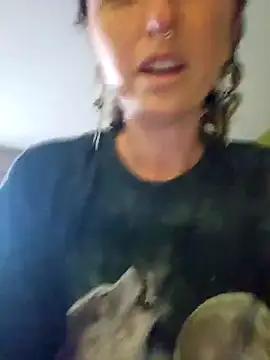 mossy kiss online show from 12.29.24