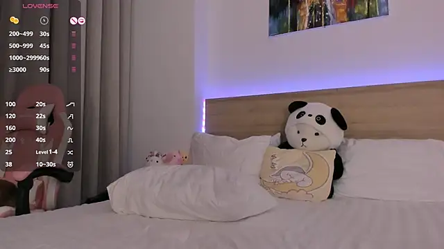 Snapshot of Lenstardi chatting on 02.07.25 Lenstardi online show from 02.07.25