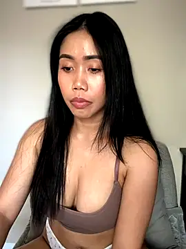 Snapshot of JazzieXo chatting on 10.01.25 JazzieXo online show from 10.01.25