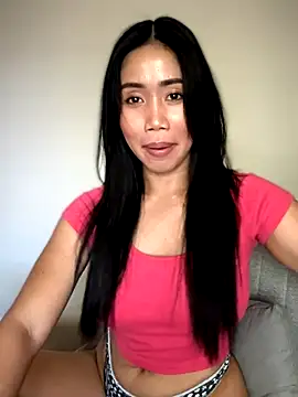 Snapshot of JazzieXo chatting on 10.03.25 JazzieXo online show from 10.03.25