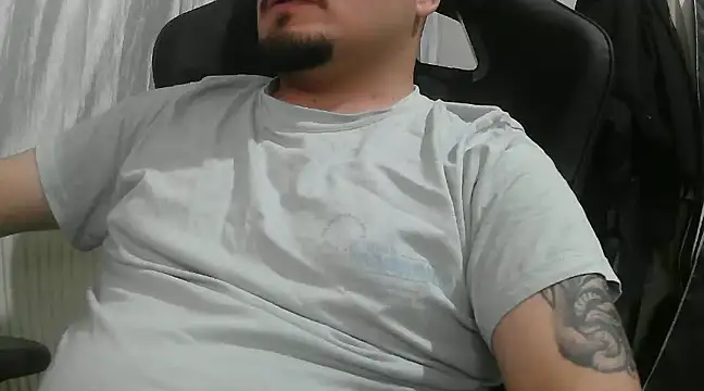 YanLizmirli online show from 01.04.25