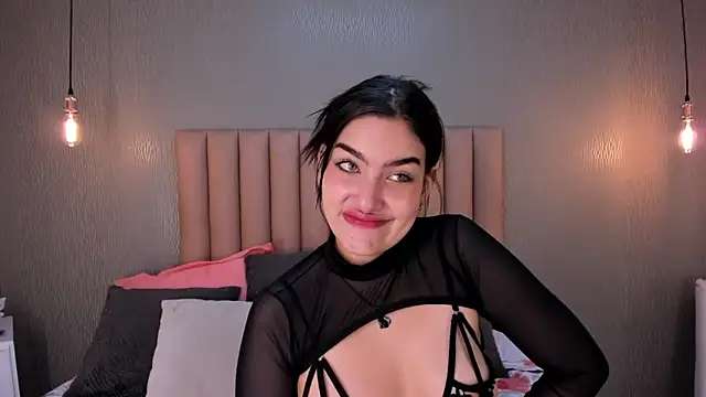 Snapshot of Alexa_Thaylor_ chatting on 01.28.25 Alexa Thaylor online show from 01.28.25