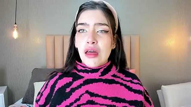 Snapshot of Alexa_Thaylor_ chatting on 01.29.25 Alexa Thaylor online show from 01.29.25