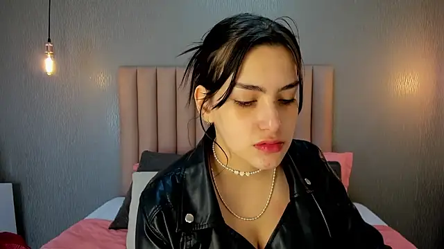 Snapshot of Alexa_Thaylor_ chatting on 03.07.25 Alexa Thaylor online show from 03.07.25