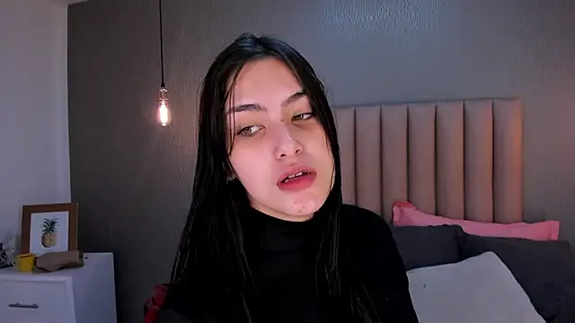 Snapshot of Alexa_Thaylor_ chatting on 03.13.25 Alexa Thaylor online show from 03.13.25