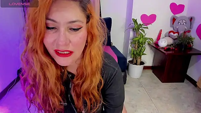 Snapshot of HARLEYJAC1 chatting on 10.17.25 HARLEYJAC1 online show from 10.17.25