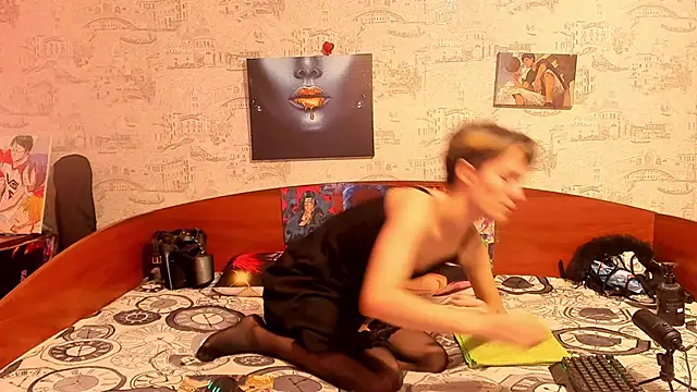 KagamiTayga online show from 09.24.25