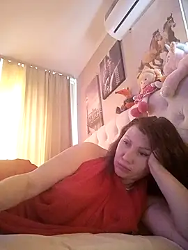 Snapshot of ROXOLANAA_SEXY chatting on 12.04.25 ROXOLANAA SEXY online show from 12.04.25