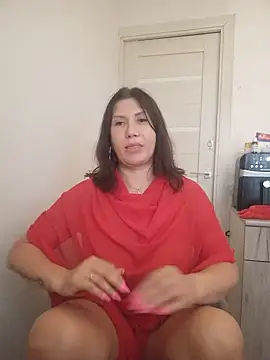 Snapshot of ROXOLANAA_SEXY chatting on 07.22.26 ROXOLANAA SEXY online show from 07.22.26