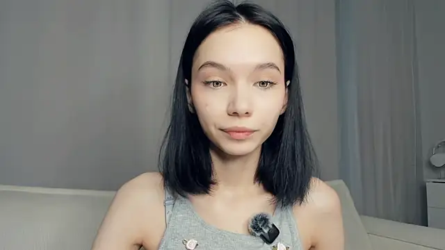 Snapshot of Riskyproject chatting on 12.20.25 Riskyproject online show from 12.20.25