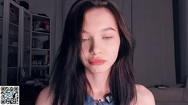 Snapshot of Riskyproject chatting on 04.03.26 Riskyproject online show from 04.03.26