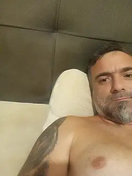 Snapshot of wifesfuckerpu chatting on 09.19.25 wifesfuckerpu online show from 09.19.25