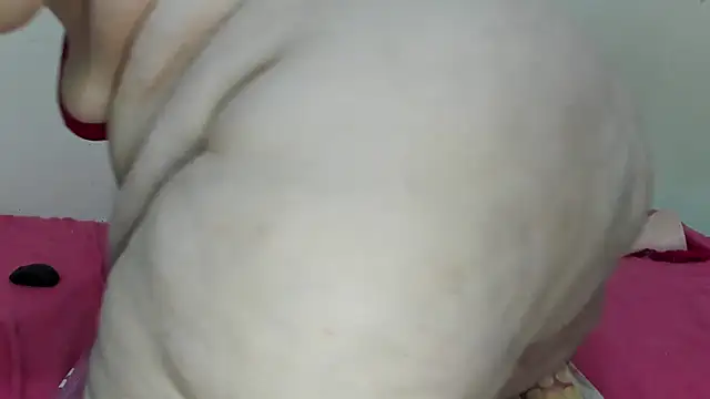 Snapshot of MANDY_GIRL_BBW chatting on 02.15.25 MANDY GIRL BBW online show from 02.15.25