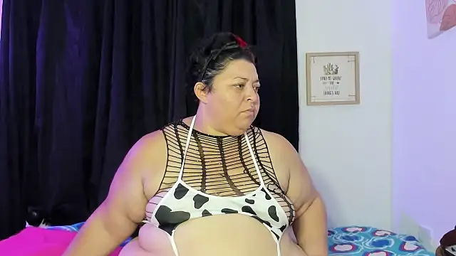 Snapshot of MANDY_GIRL_BBW chatting on 10.25.25 MANDY GIRL BBW online show from 10.25.25