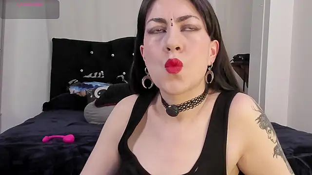 Amy Aloqua online show from 07.20.26