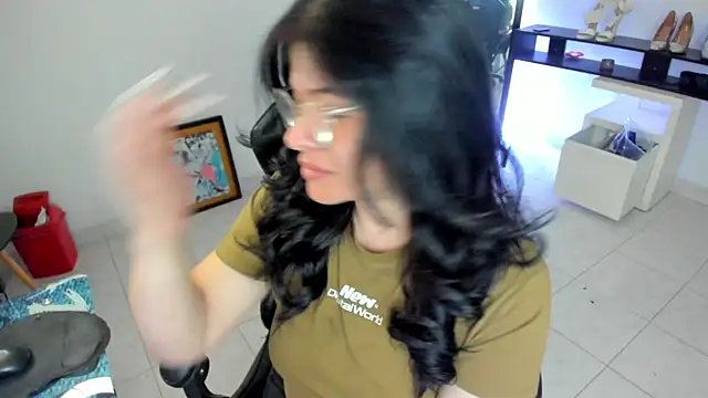 BellaFlaming online show from 05.02.26