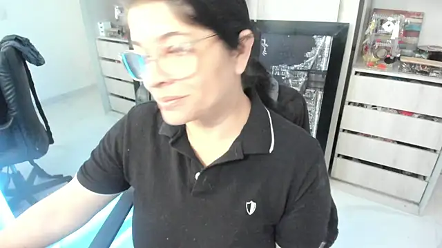 BellaFlaming online show from 07.28.26