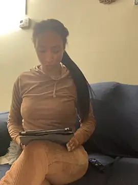 Iceblanca online show from 02.09.25