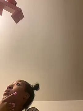 Iceblanca online show from 03.11.25