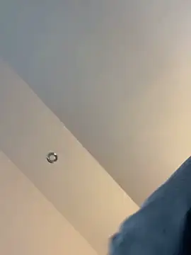 Snapshot of vanjbi45 chatting on 12.19.24 vanjbi45 online show from 12.19.24