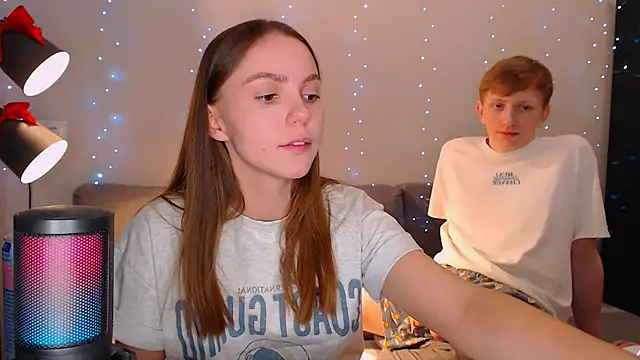 juliaanddima online show from 12.27.24