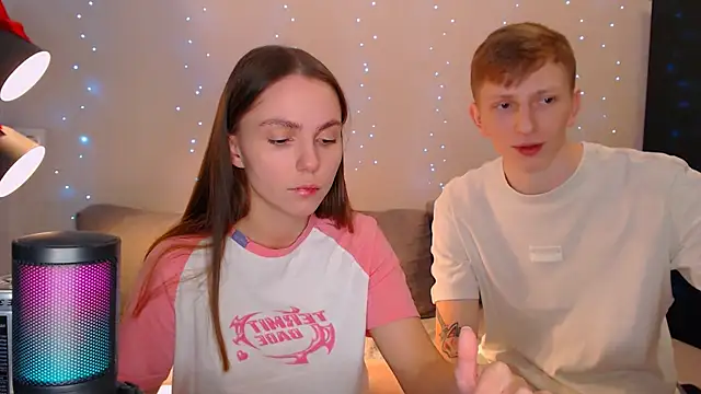 juliaanddima online show from 01.26.25