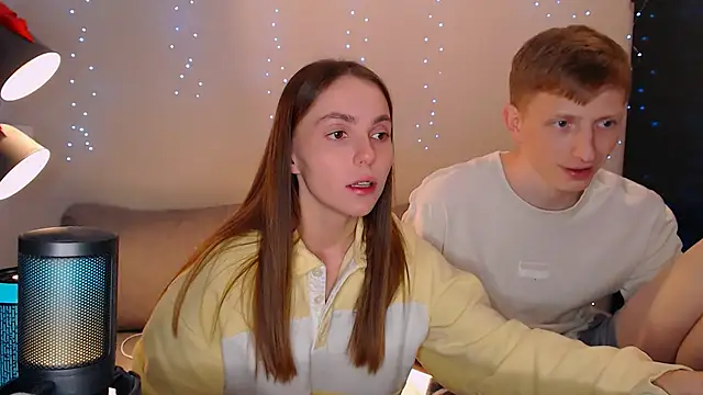 juliaanddima online show from 02.27.25