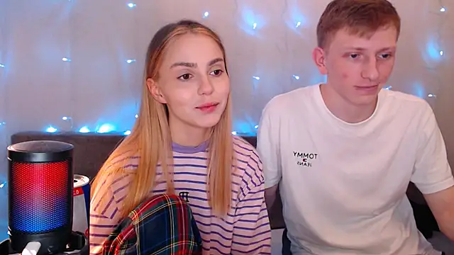 juliaanddima online show from 09.18.25