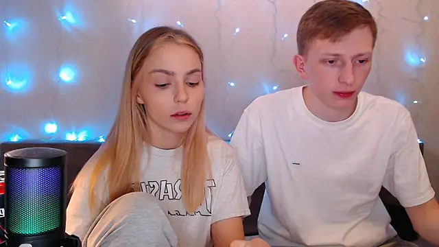 juliaanddima online show from 09.24.25