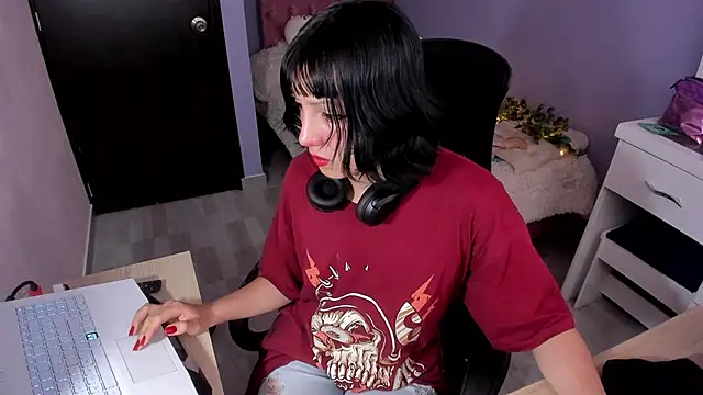 Room312  online show from 12.12.24