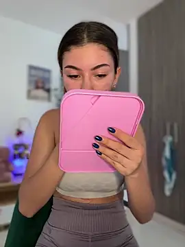 Your Honeey online show from 12.10.24