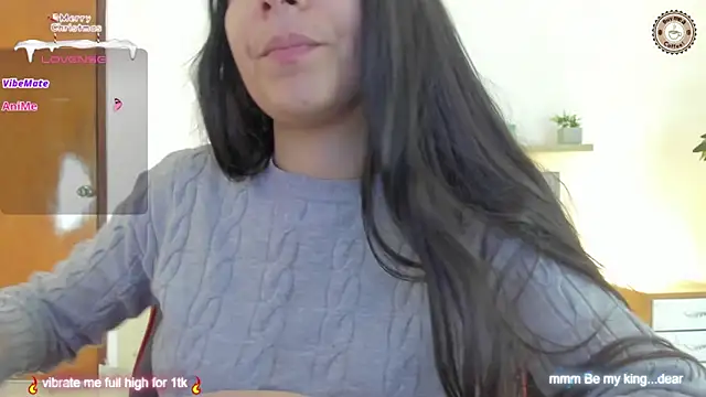 Snapshot of lucy_blue28 chatting on 01.15.25 lucy blue28 online show from 01.15.25