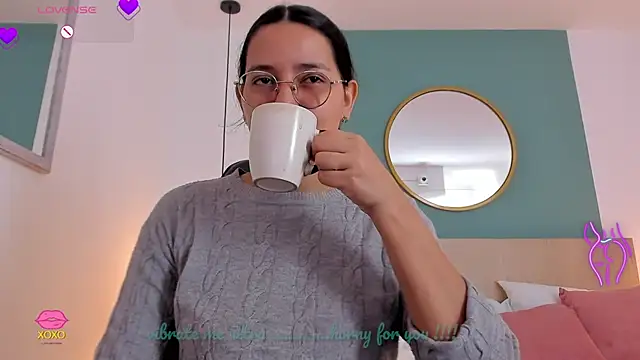 lucy blue28 online show from 06.05.26