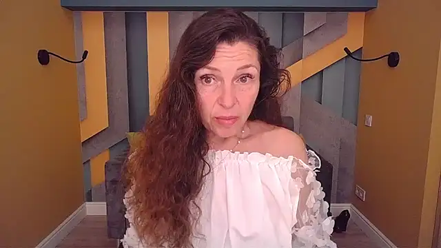 EllaLong online show from 05.22.26