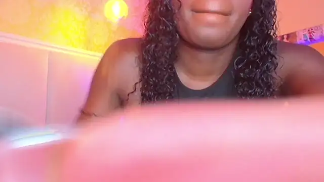 NaiaGils online show from 03.10.26