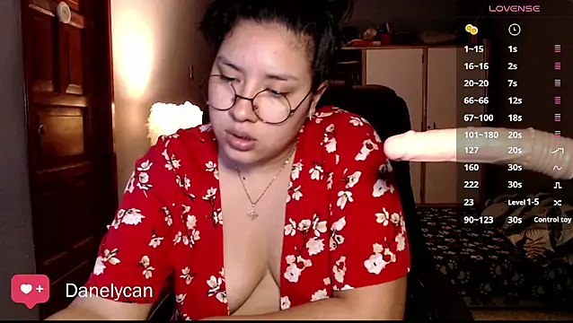 DanelyLopez online show from 05.02.26