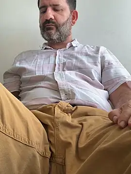 Snapshot of Maxi_TheBigDaddy chatting on 07.05.26 Maxi TheBigDaddy online show from 07.05.26