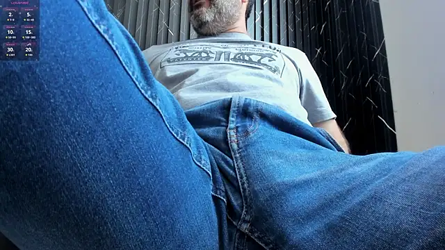 Snapshot of Maxi_TheBigDaddy chatting on 07.28.26 Maxi TheBigDaddy online show from 07.28.26