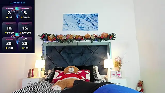 Lauralove 69 online show from 12.09.24