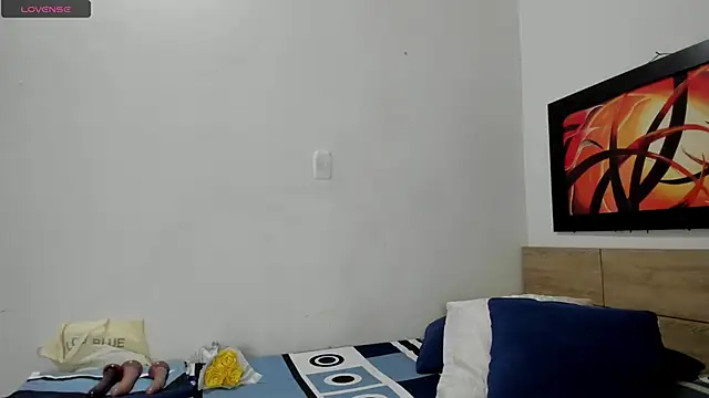Lauralove 69 online show from 06.11.26