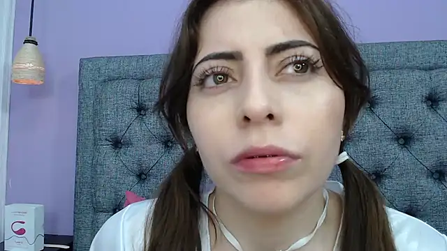 LilaSuni online show from 12.18.24