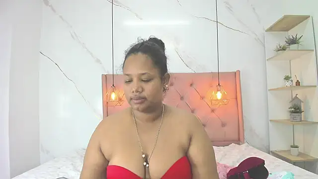 Belle Brunette online show from 07.25.26